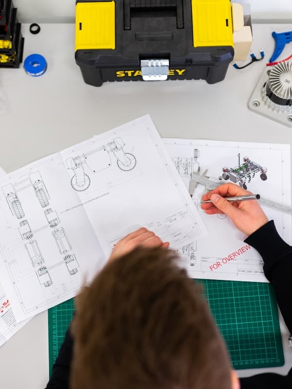 خلق فناوری و راهکارهای مهندسی